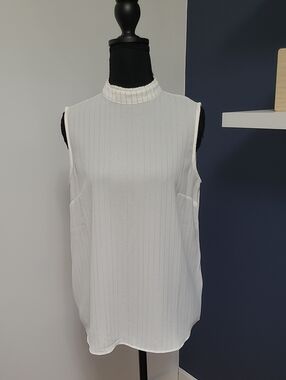 055 Jacqueline de Yong Sleeveless High Frill Neck Blouse Cream Golden Stripe, 4
